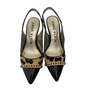 ‘ANNE KLEIN’ CHEETAH KITTEN HEELS!!!
